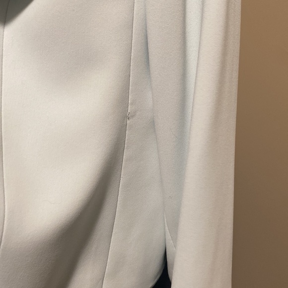 Kasper Skirt Suit - Picture 10 of 11